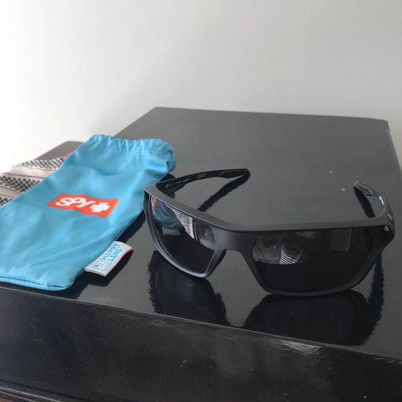 spy quanta polarized sunglasses